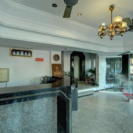 Hotel Padmam Madurai Exterior photo
