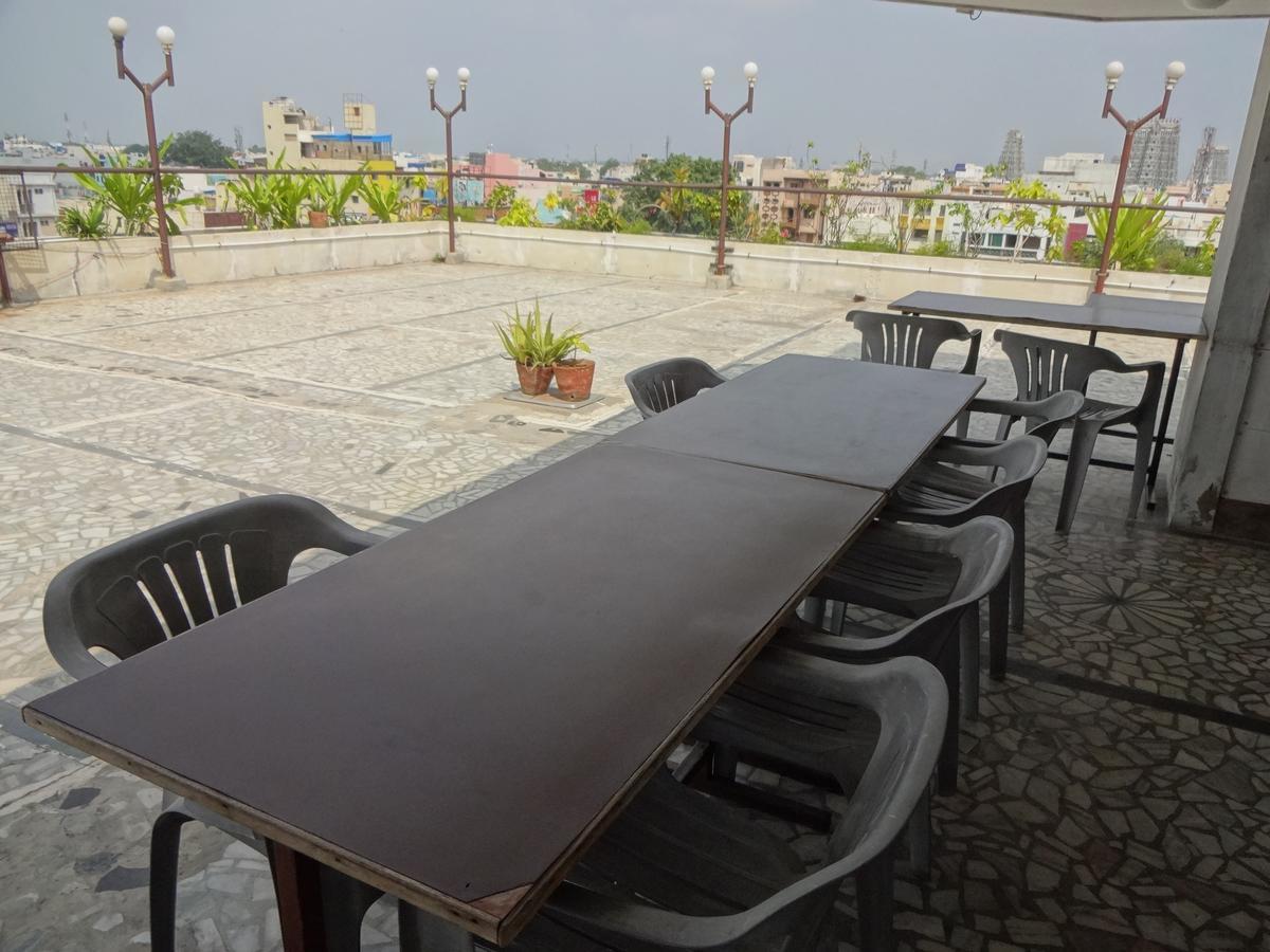 Hotel Padmam Madurai Exterior photo